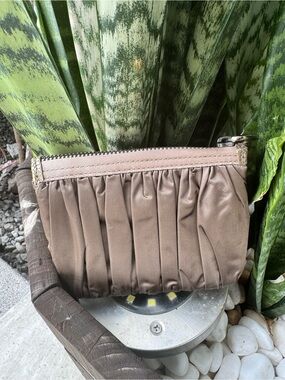 Henri Bendel NWOT Brown Gathered Satin Coin Purse Wallet Cosmetic Pouch